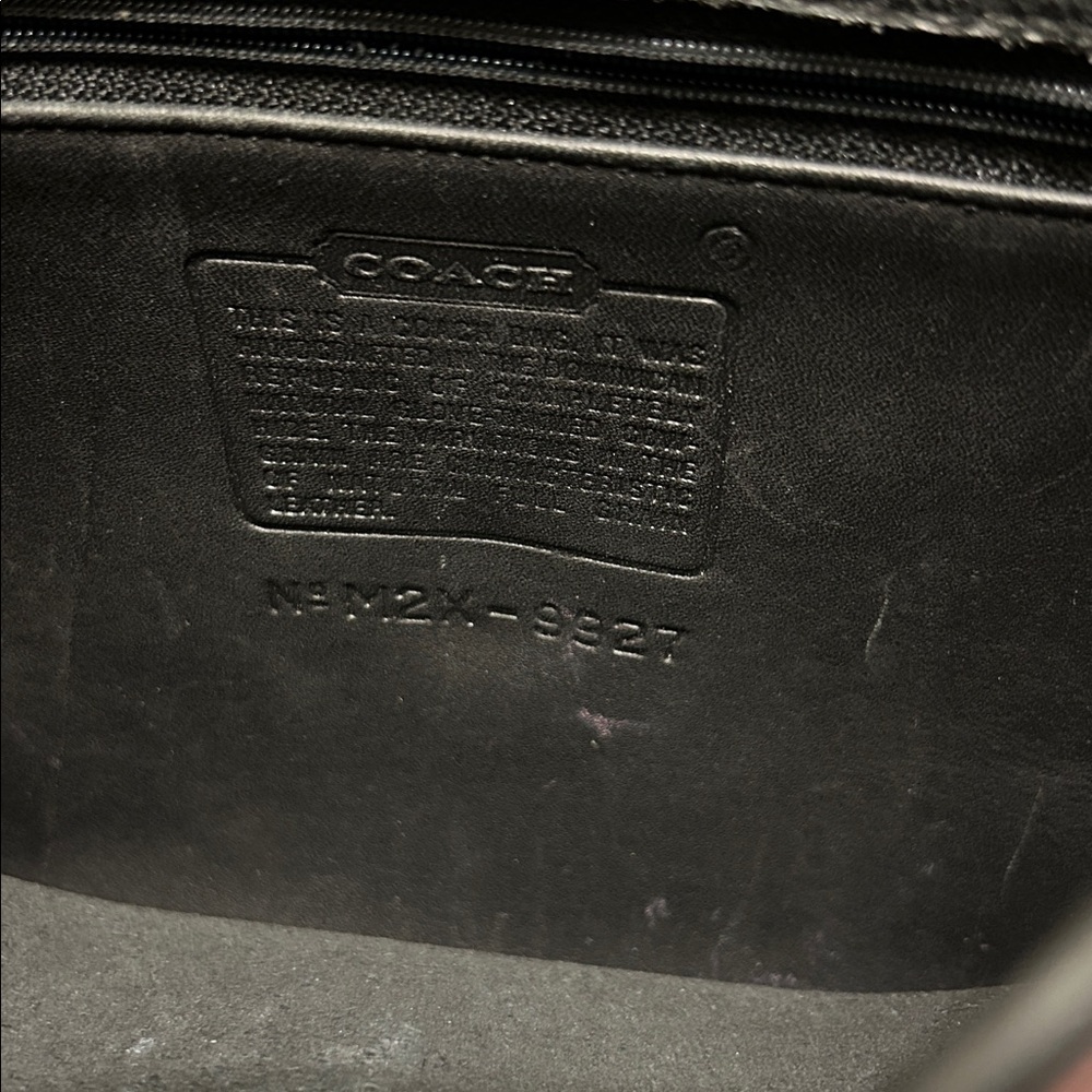 Women’s Coach vintage  Black Leather Turn-Lock Bag - Picture 4 of 6